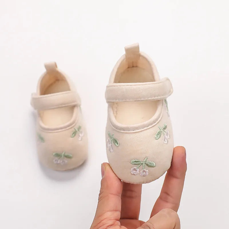 Baby girl cotton spring shoes with small flower embroidery in khaki, Velcro fastening, non-slip sole