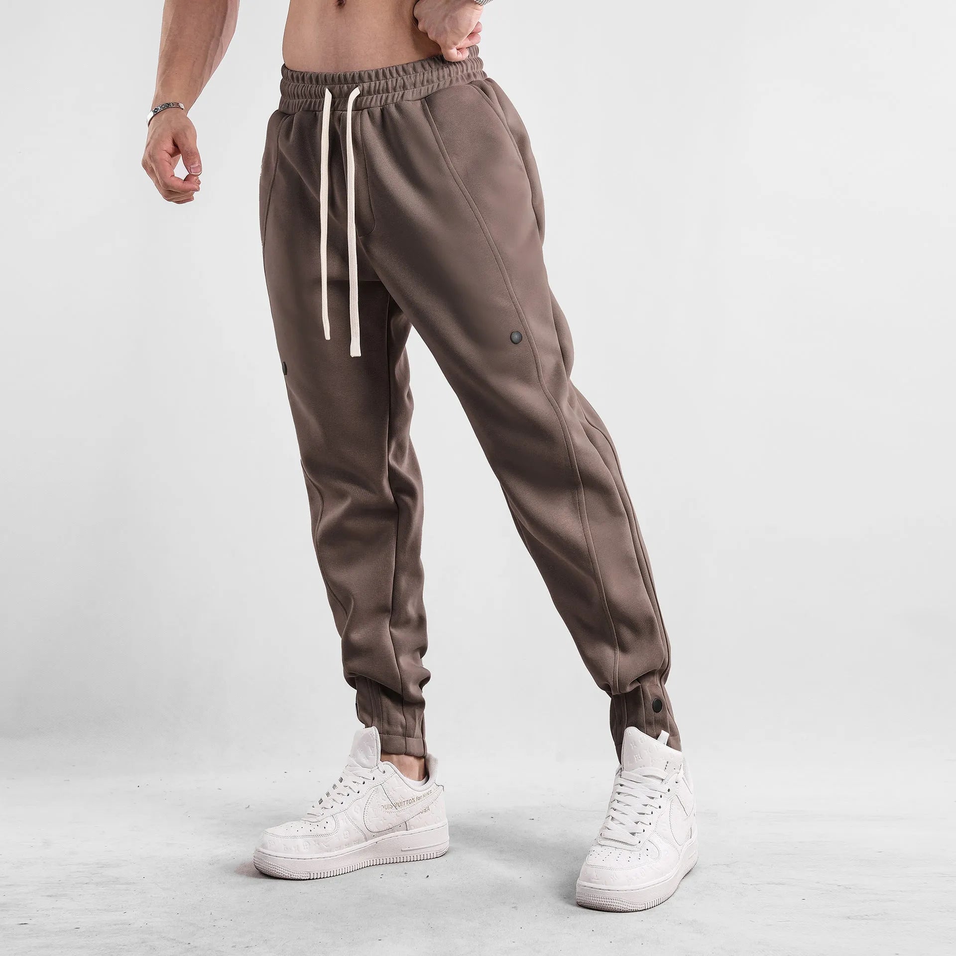 Men's loose fit casual sports trousers in cotton, mid waist, available in multiple colours