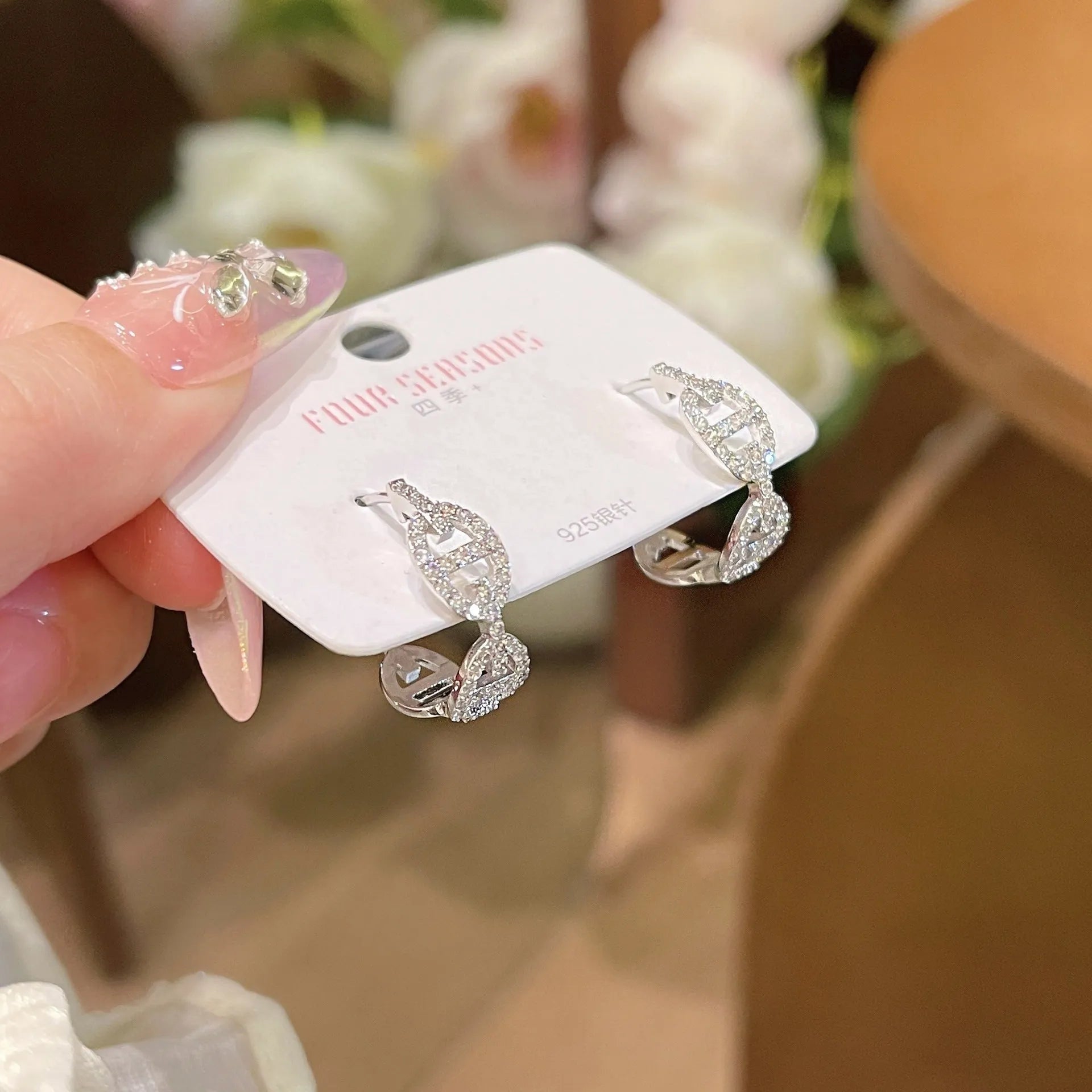 Ladies diamond light luxury earrings in silver, gold and rose gold with thick gold plating on copper bases