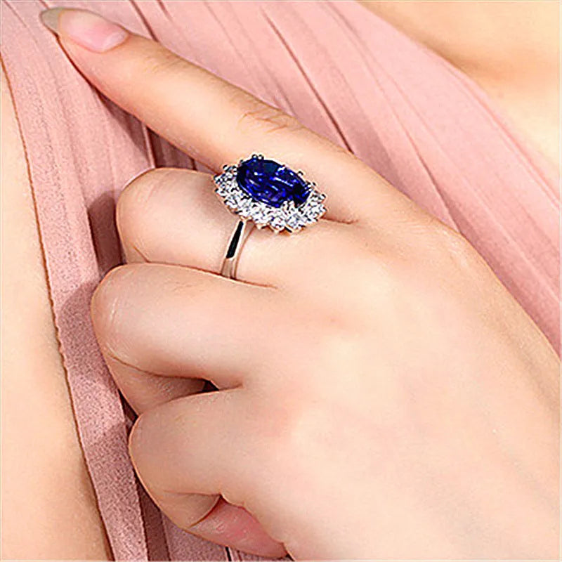 Adjustable opening rhinestone ring with platinum colour finish, 30% silver white copper, geometric unisex style