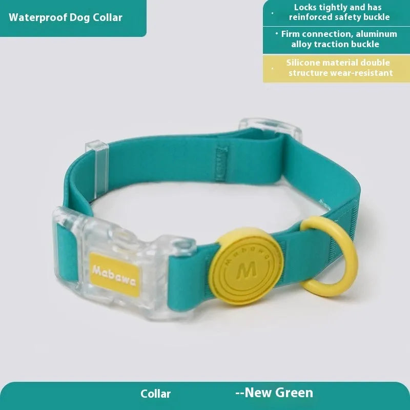 Nylon dog leash and collar set in choice of four colours with hand-holding rope.
