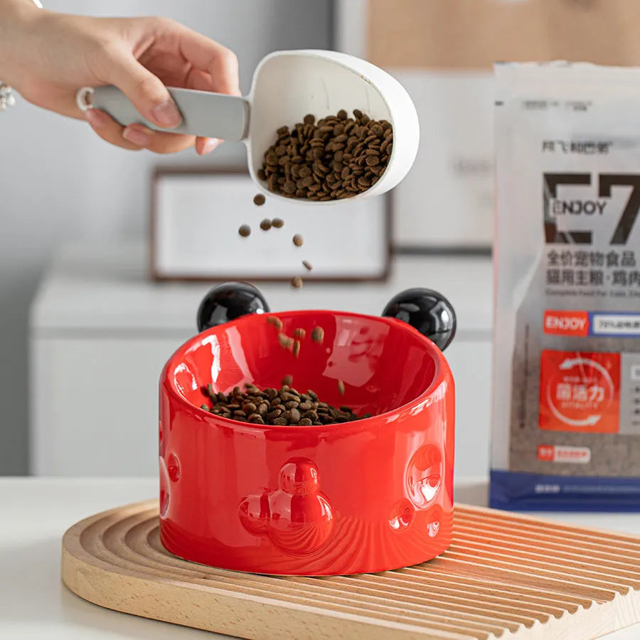 Ceramic high-footed double pet bowl with tilted stand for cats and dogs, in red or white