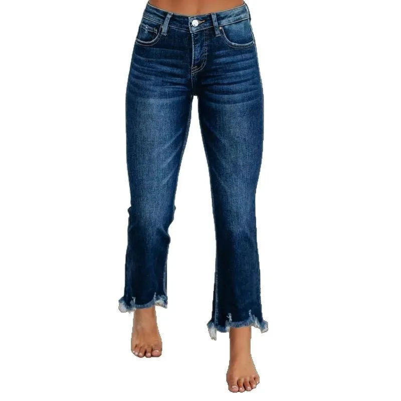 Women's casual denim trousers with manual distressing in dark blue or light blue.