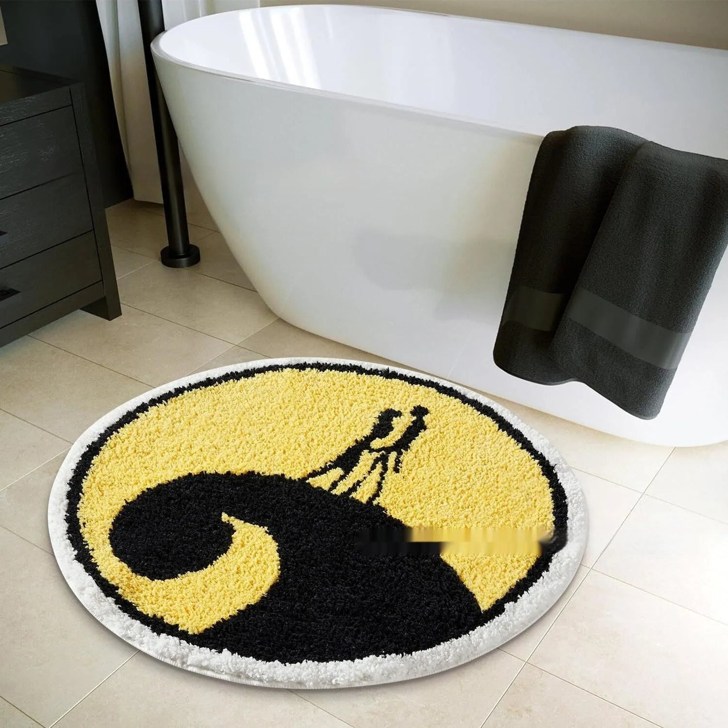 Christmas carpet with round pad design in polyester fibre available in 60cm and 80cm square sizes