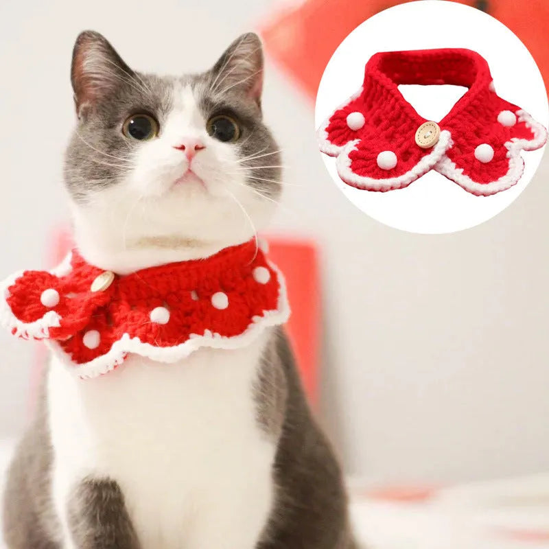 Milk cotton wool knitted pet collar with cartoon pattern for small dogs, cats, or rabbits.