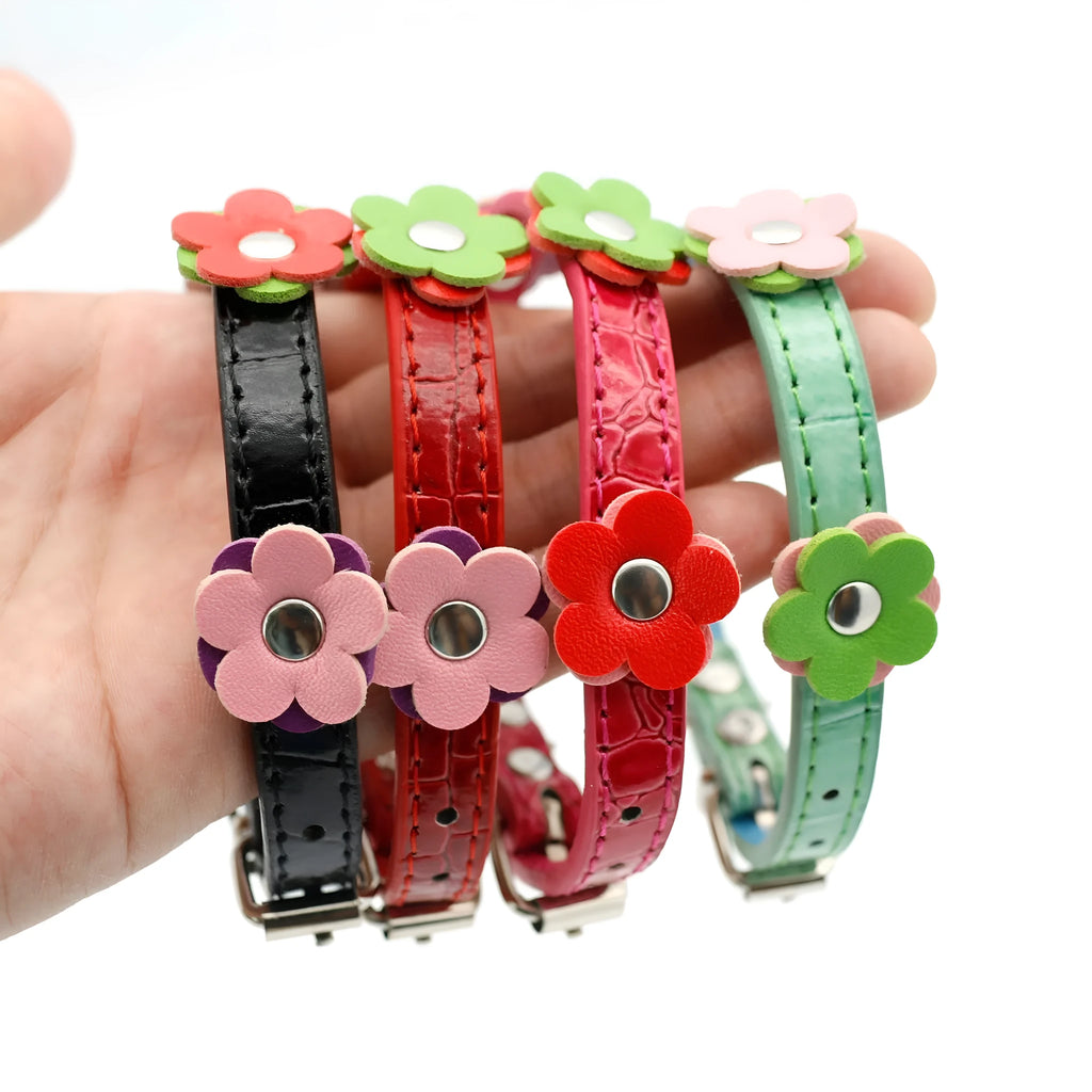 Small dog and cat collar, 1.5cm wide PU, flower pattern, shown in red, green, black and rose