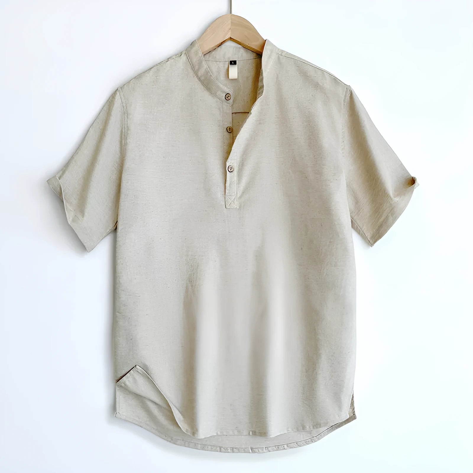 Men's thin linen short sleeve T-shirt in solid colours with extended sizing options