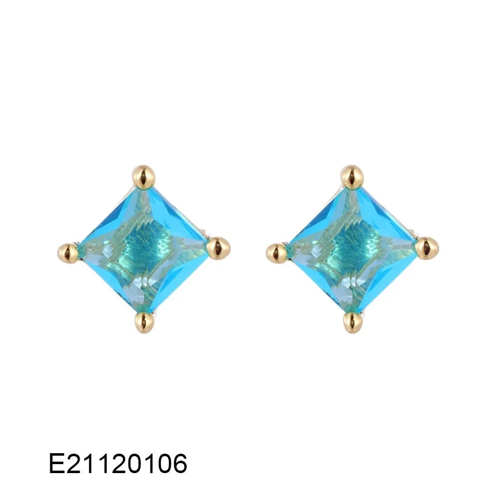 Gold-plated drop-shaped earrings with pear zircon stone in candy colours on copper base.