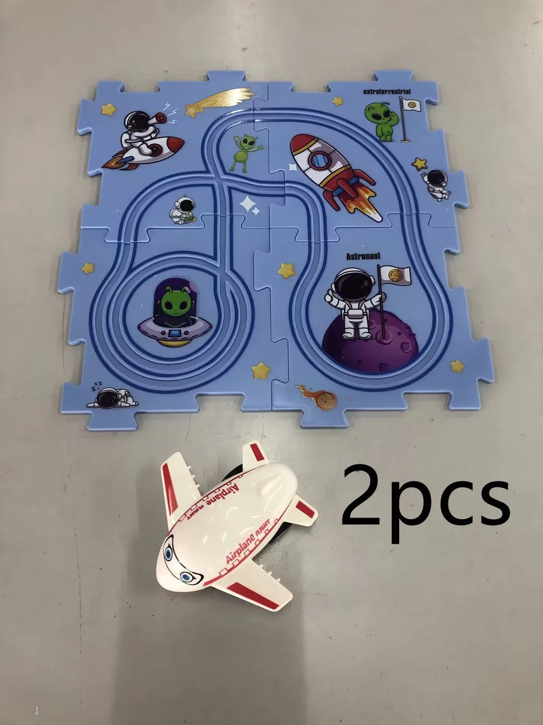 Children puzzle electric railroad speeder with DIY assembly track and automatic car, dinosaur theme