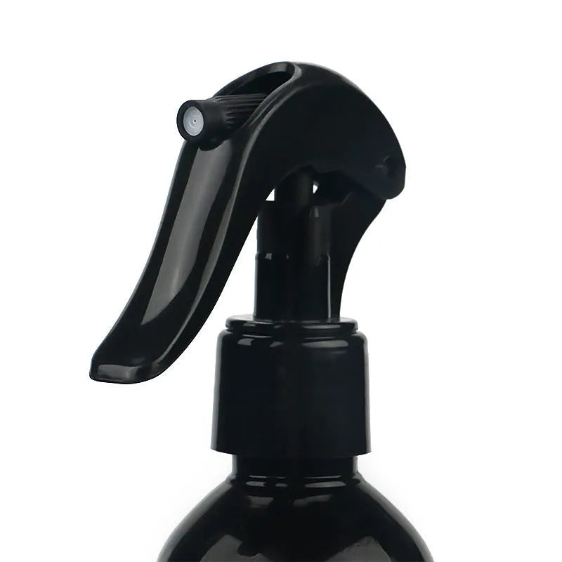 Car coating spray bottle for quick polishing and protective maintenance