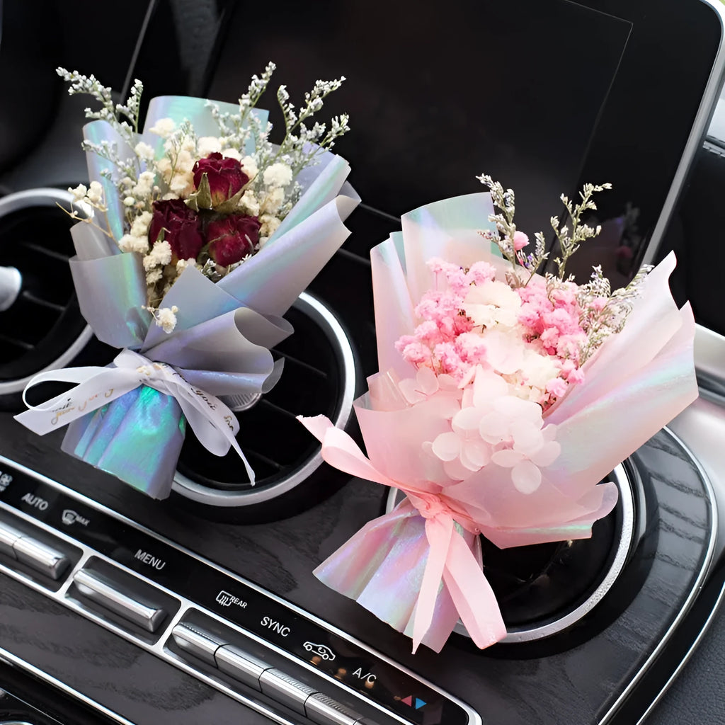 Handmade dried flower car vent ornament with essential oil fragrance slices