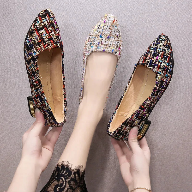 Women's black and white casual canvas shoes with pointed toe and low-cut design