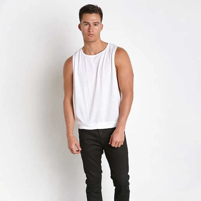 Men's sleeveless loose fit sports vest with large side slits in black, round neck, pullover style
