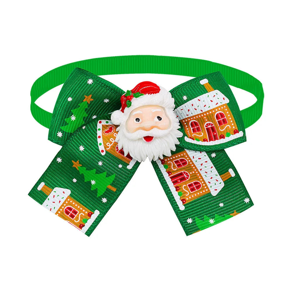 Red and green British-style polyester bow tie for dog or cat collar, Christmas decoration.