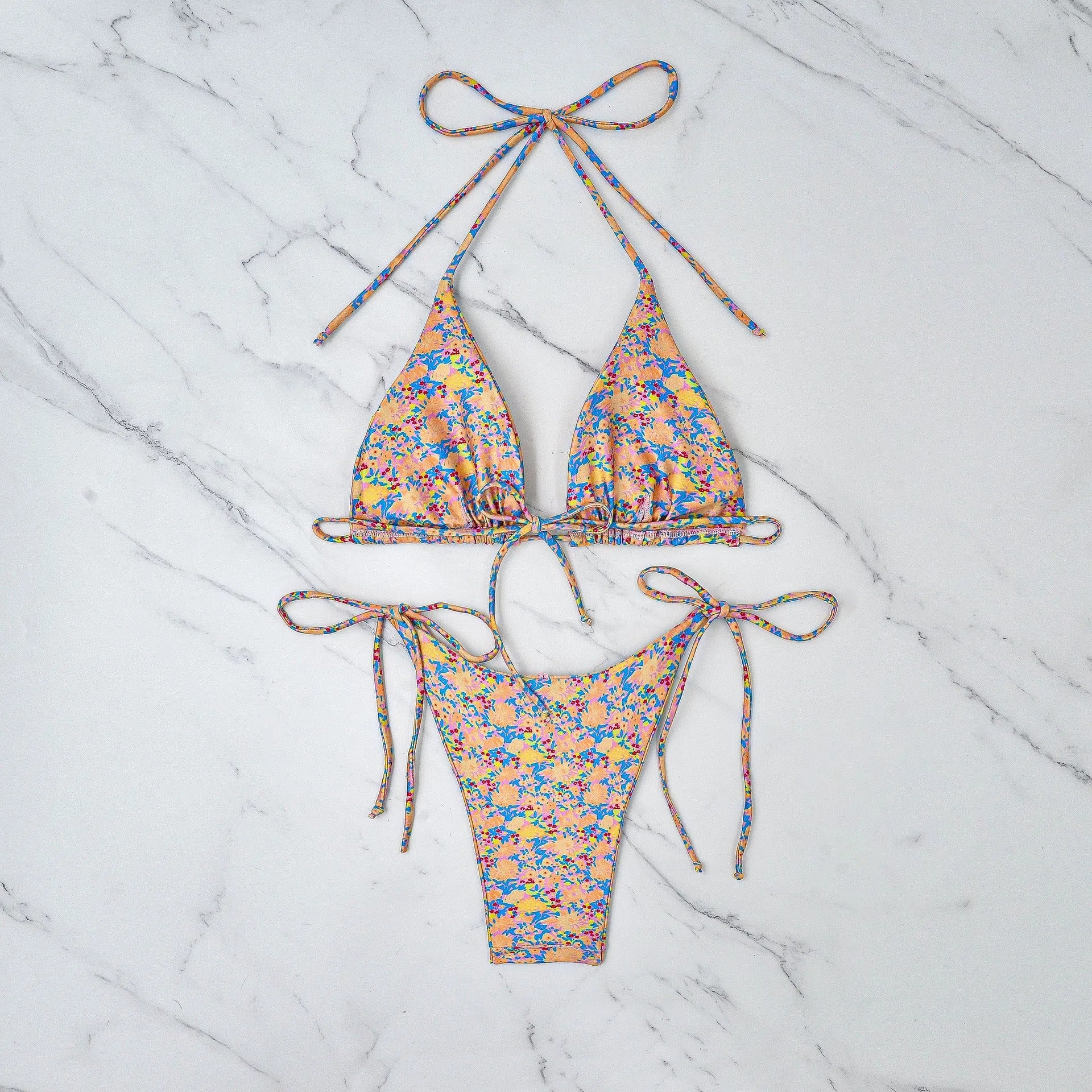 Lace-up bikini swimsuit with European split design and backless pattern in picture colour