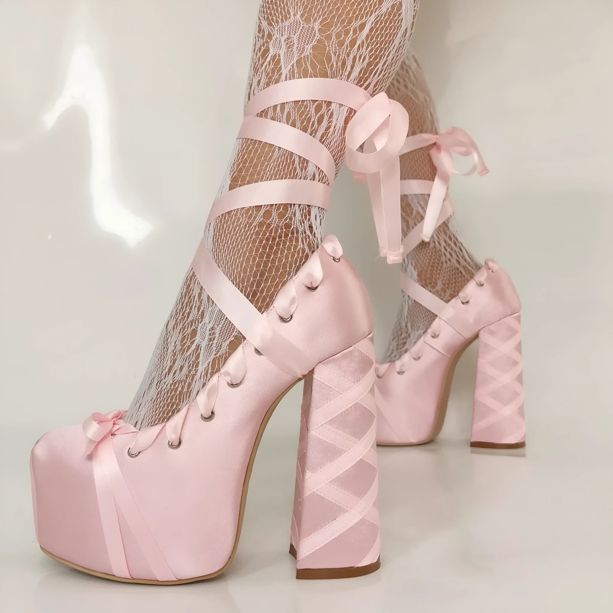 Pink women's chunky heel lace-up water platform pumps with round toe and imitation leather lining