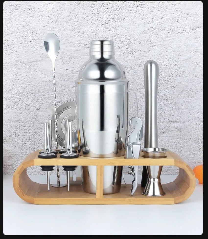 23-piece stainless steel cocktail set with European-style acrylic bar tools for home use