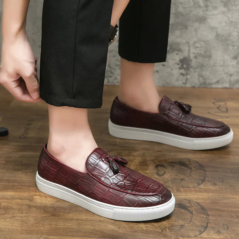 Men's black business casual sneakers plus size with tassel and sewing line detail, low top round toe artificial PU leather