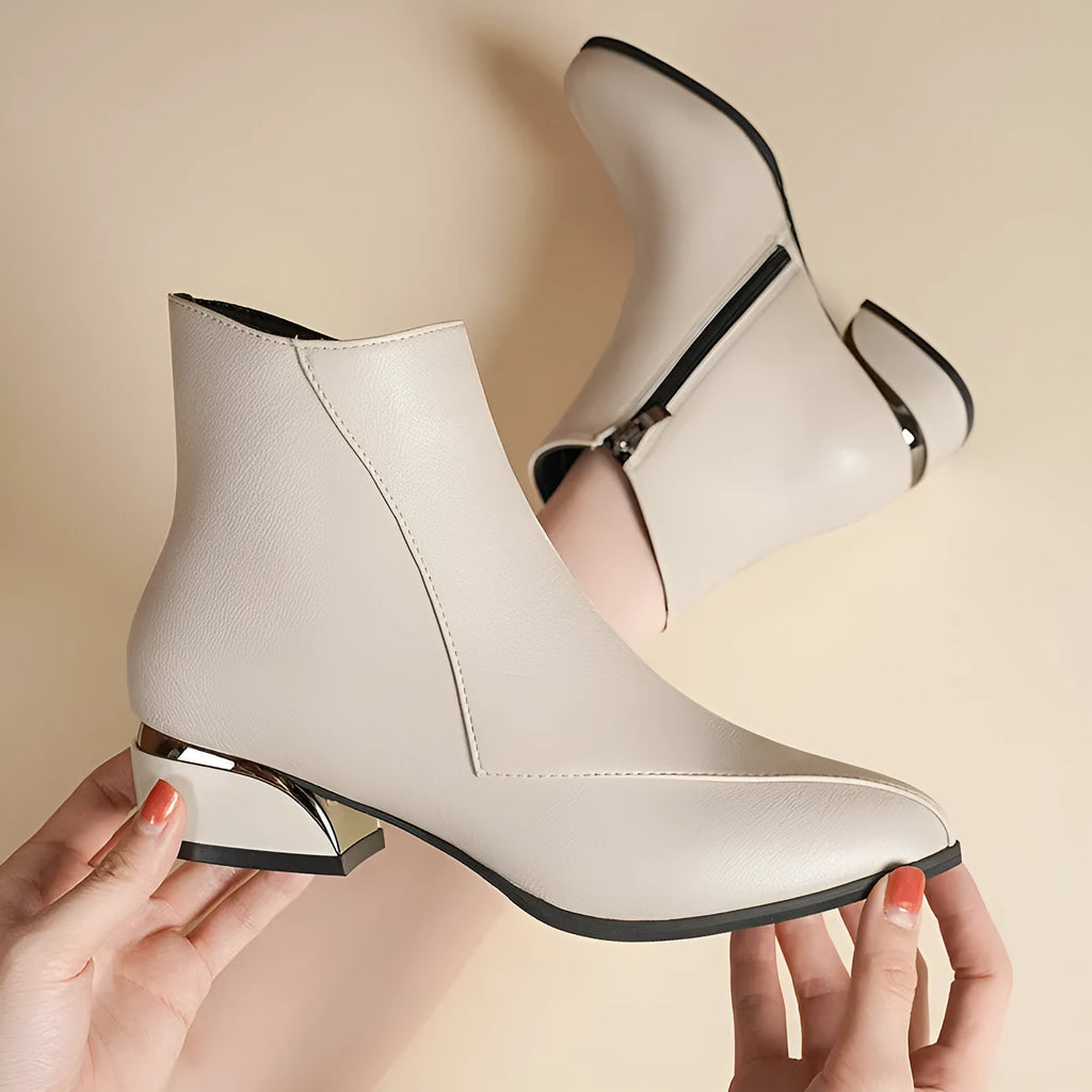 Women's chunky heel Martin boots in black with side zipper and leather stitching, mid heel 3-5CM, rubber sole
