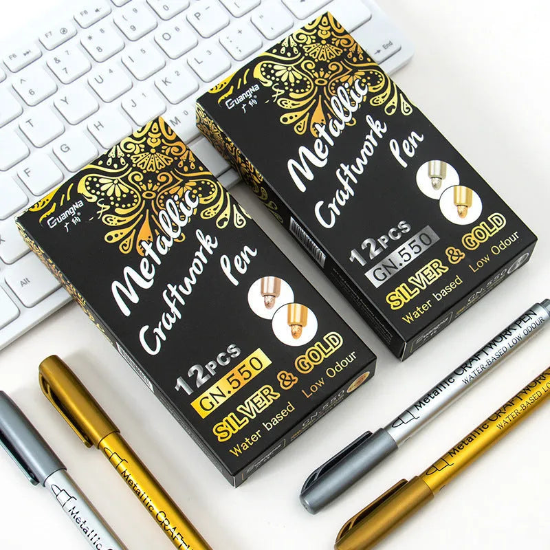 Metal paint pen with plastic shell, 14cm length, 9.6g weight, gold or silver ink refill, carton packaging
