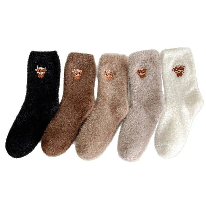 Women's fleece-lined thickened warm mid-calf socks in autumn winter colours black white khaki light coffee dark coffee
