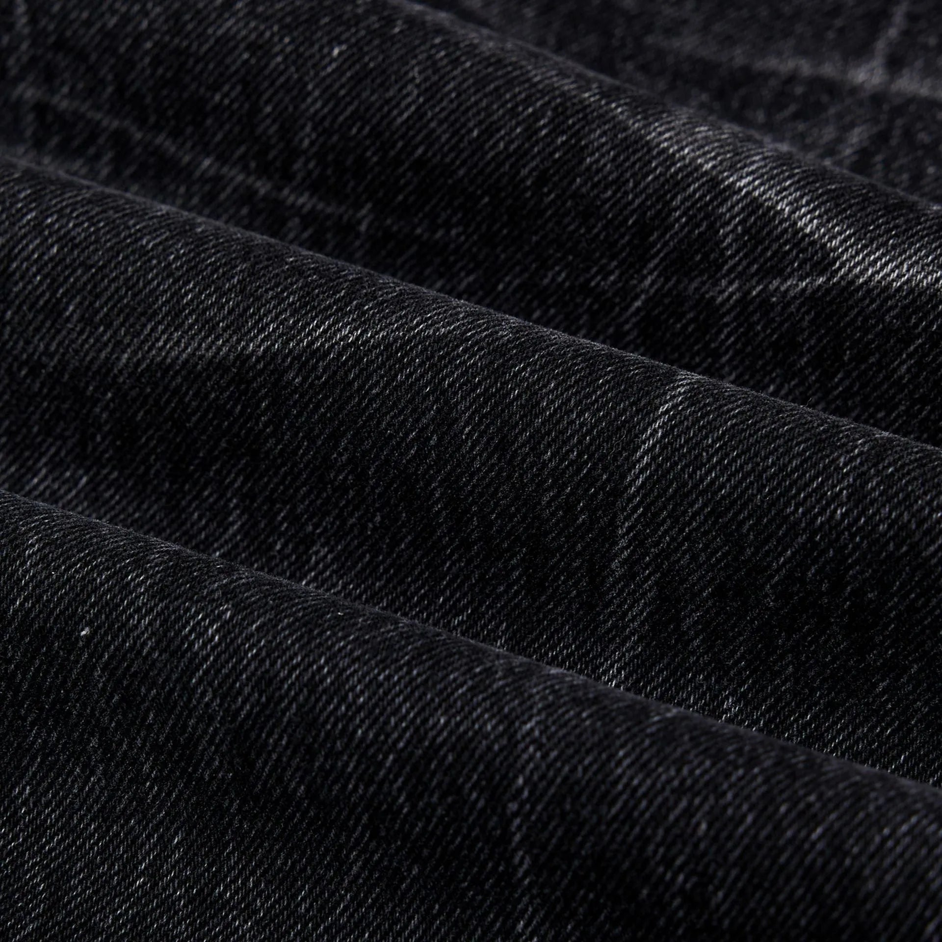 Men's black American washed straight-leg jeans with lightning crack pattern detail