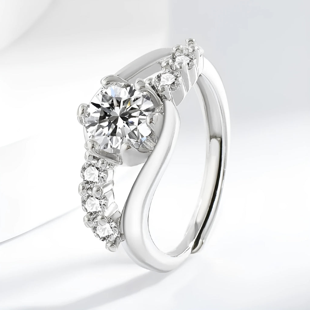 Crown shape copper couple finger ring in white gold colour with simple round and line design for women