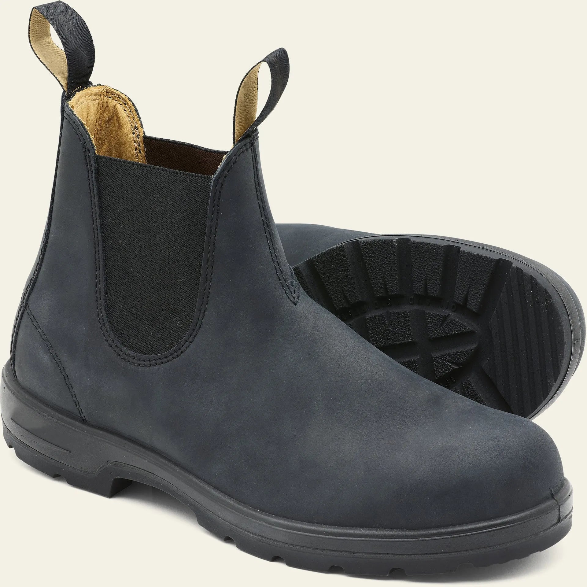 Unisex vintage brown Chelsea boot with frosted texture and round toe on a beef tendon sole.