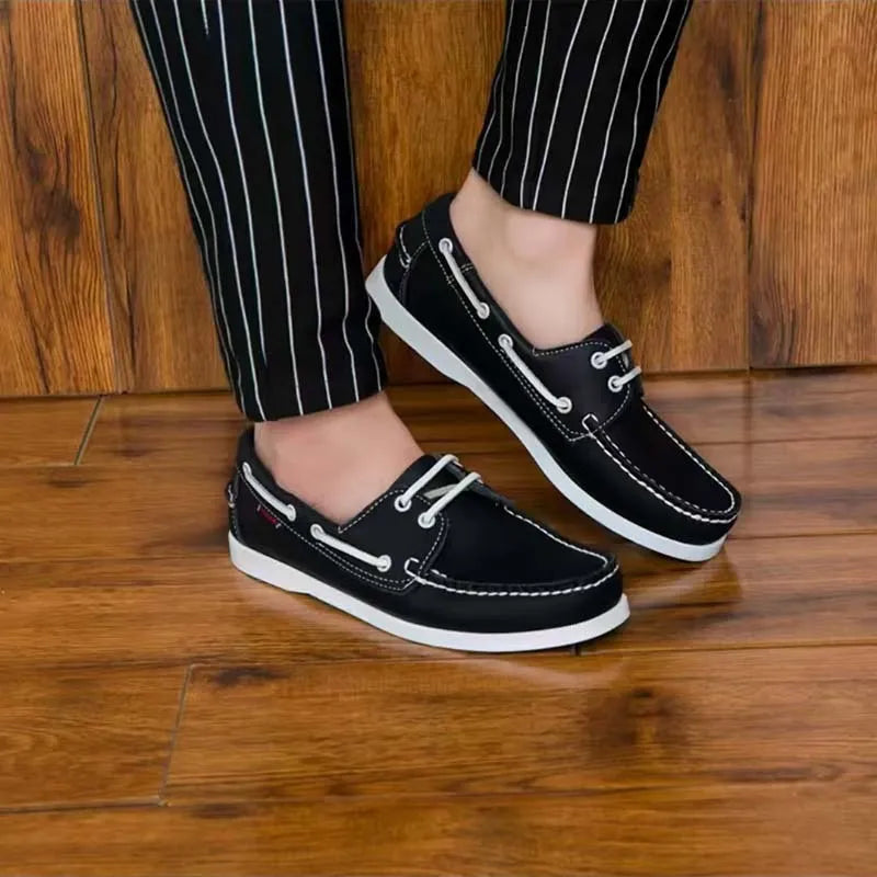 Men's British style casual shoes in artificial PU with flat heel and round toe.